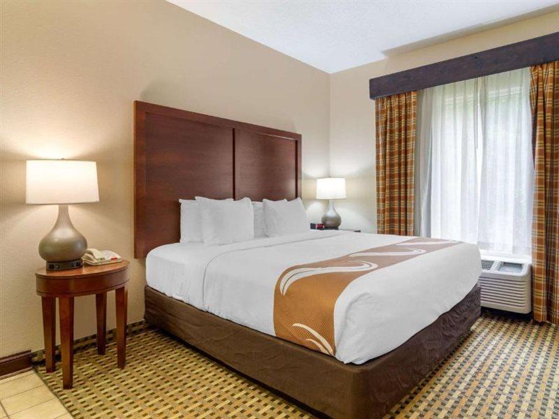 Quality Inn & Suites Decatur - Atlanta East Lithonia Εξωτερικό φωτογραφία