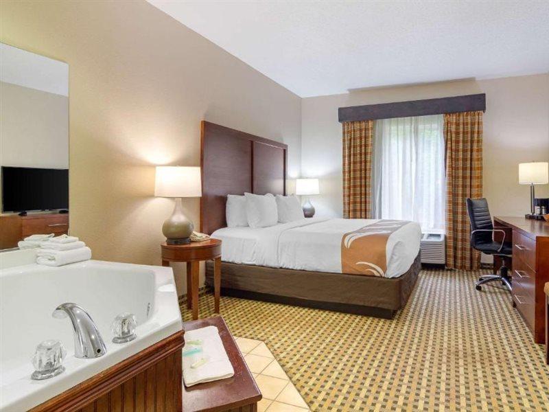 Quality Inn & Suites Decatur - Atlanta East Lithonia Εξωτερικό φωτογραφία
