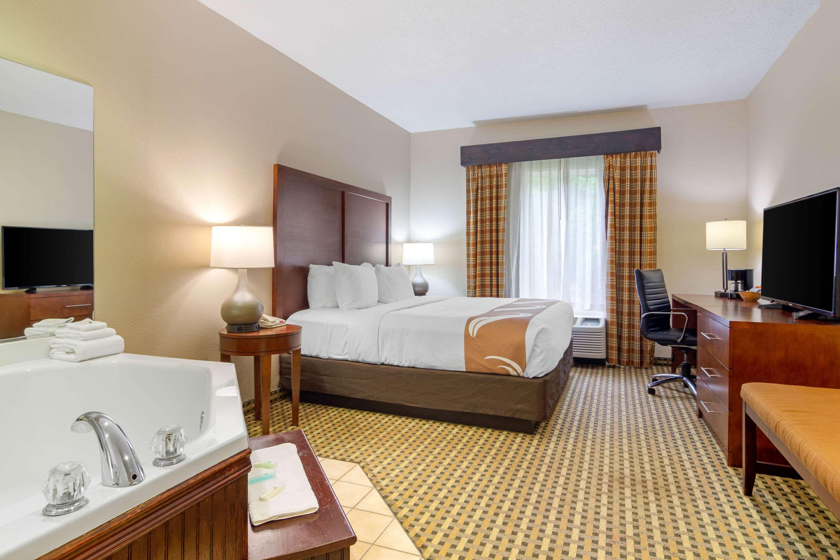 Quality Inn & Suites Decatur - Atlanta East Lithonia Εξωτερικό φωτογραφία