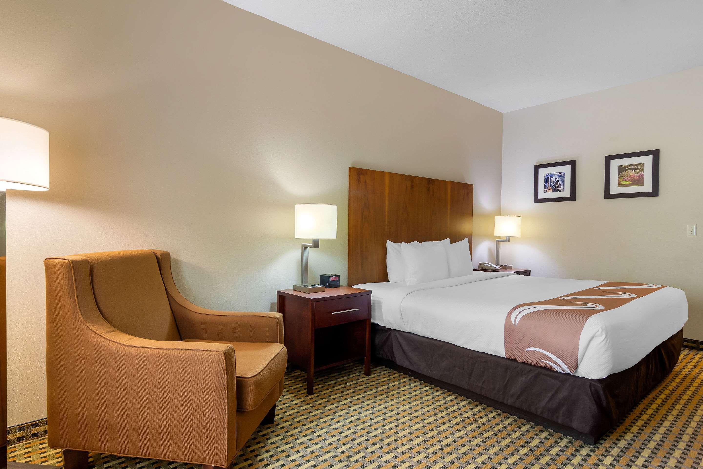 Quality Inn & Suites Decatur - Atlanta East Lithonia Εξωτερικό φωτογραφία