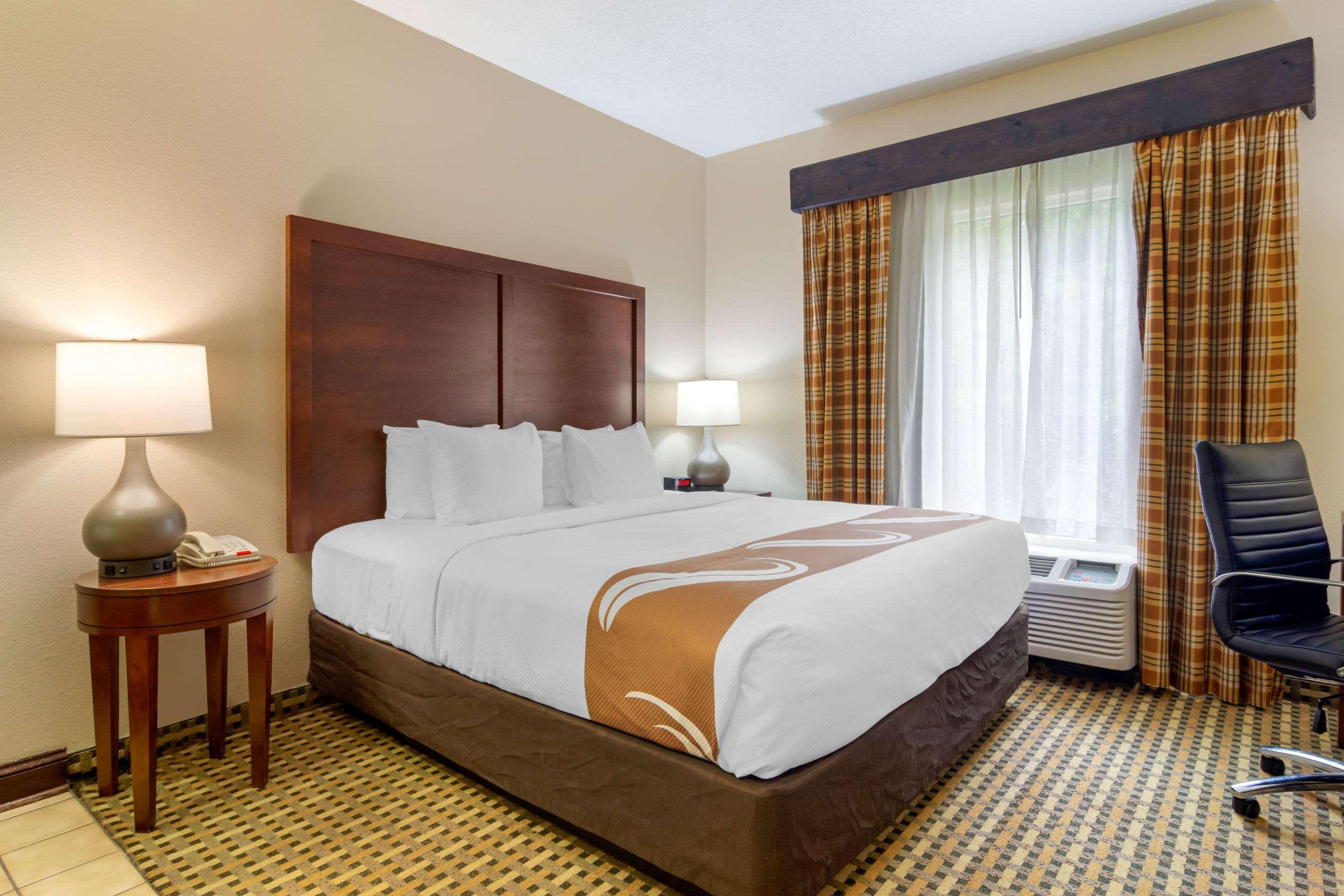Quality Inn & Suites Decatur - Atlanta East Lithonia Εξωτερικό φωτογραφία
